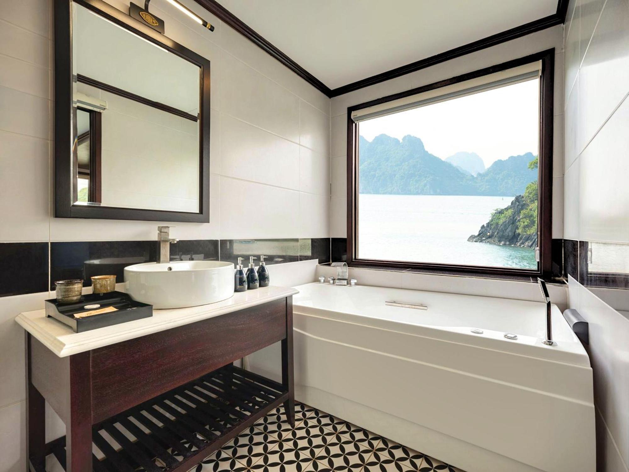 Hotel Le Journey Elegance Cruise Ha Long Exterior foto